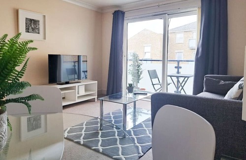 Wimbledon Appartement | Wimbledon Apartment - Fantastic One Bedroom Apartment in the centre of Wimbledon with free parking!