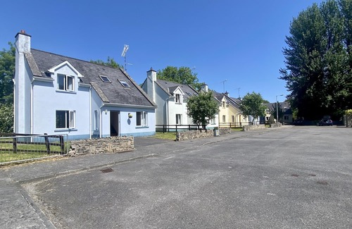 Carrick-on-Shannon Cottage | Leitrim Quay - Riverside Cottage 1