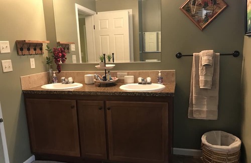 Seneca Falls Maison | Cozy Country Ranch Near Seneca Falls, NY