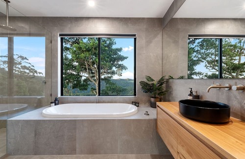 Booroobin Appartement | The Ridge at Maleny - The Executive Residence