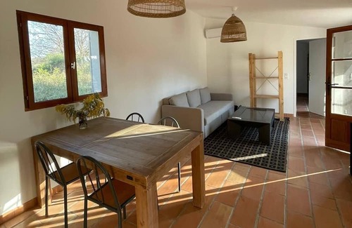 Le Puy-Sainte-Reparade Maison | mas de la Pivoine