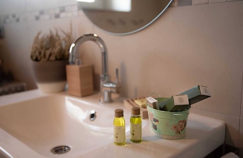 Carpineti Lit Et Petit-Déjeuner | Antica stalla e fienile ristrutturato immerso nella natura