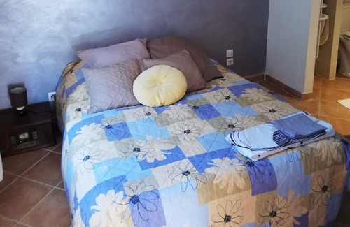 Villeneuve-sur-Vere Appartement | cozy little nest