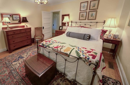Roseland Maison | Possum Trot Farmhouse + Lodge in the Blue Ridge South of Charlottesville!