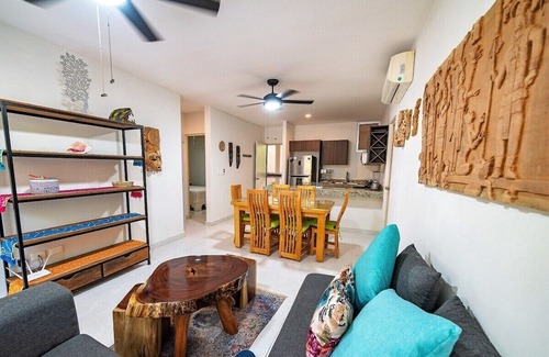 Progreso Municipality Appartement | Very chic 3BR Condo, tons of amenities, 1 block fr