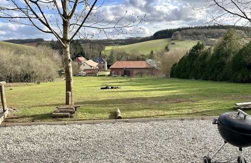 Villemoiron-en-Othe Appartement | Le domaine du Lavoir - Studio PISA sleeps 5-jacuzzi from April to October