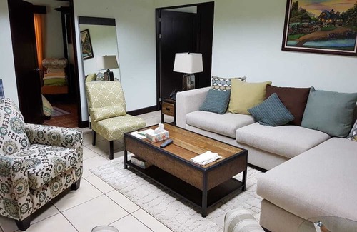 La Garita Maison | Two-bedroom House in two acres of land and exotic gardens