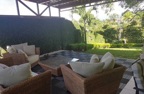 La Garita Maison | Two-bedroom House in two acres of land and exotic gardens