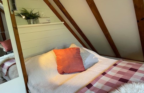 Feriendorf Frankenau Cabine | Exclusive living with a dog for up to 6 people