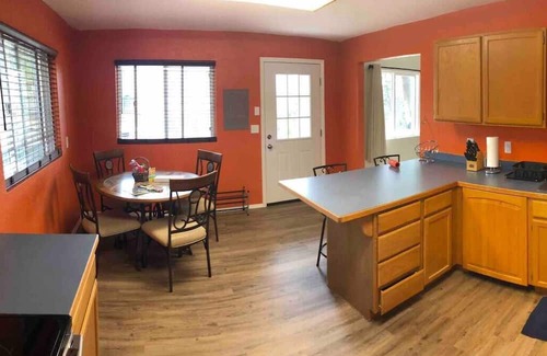 Bayview Maison | Guest House with Grand Views of Pend Oreille Lake and the surrounding Mountains.