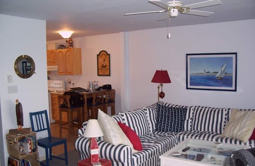 Brooklyn Copropriété | Beachfront Condo, Beach Meadows, Nova Scotia. Perfect Summer Rental.