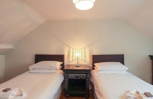 Palnackie Cottage | Lintie Cottage, DALBEATTIE