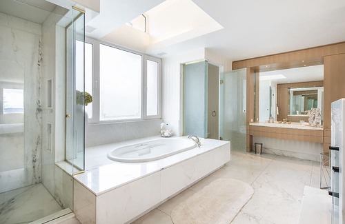West Vancouver Maison | Maison spectaculaire avec vue sur l'eau!