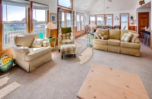 Salvo Maison | Oceanview - Dog Friendly, Pool, Hot Tub, Game Room