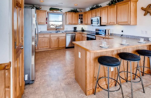 Salvo Maison | Oceanview - Dog Friendly, Pool, Hot Tub, Game Room