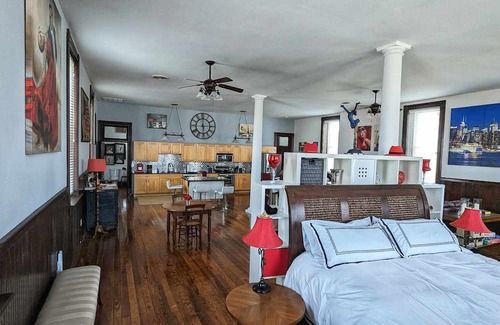Milan Appartement | Loft Near Perfect North Slopes, The Ark, Creation, and Hoosier Museums, Casinos