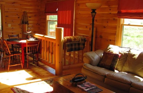Dubuque Cabine | The Lorelei Cabins 'Not Just a Place, But an Experience!' The Edelweiss