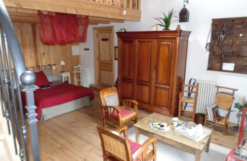 Saint-Maurice-de-Lignon Maison | Bed and breakfast Les Fermes du Château