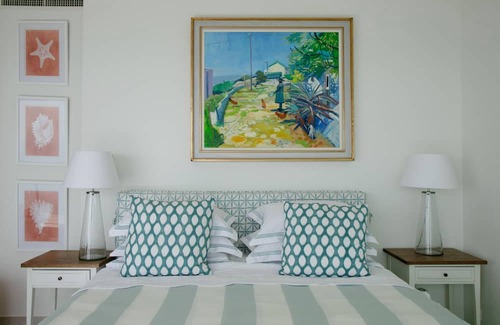 French Riviera Maison | Monaco Bay View villa with pool, sea views, secure parking for 3 cars, elevator.