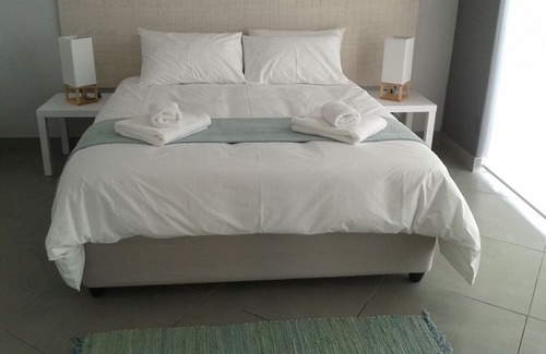 Rand Rifles Appartement | Guns Reef Self Catering Unit 10 and 11