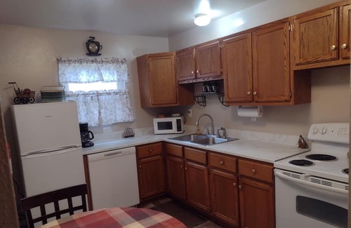 Niles Appartement | Cozy Apartment, Just 10 Minutes From Notre Dame!
