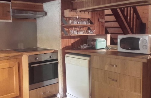 Gouaux-de-Luchon Chalet De Ski | CHARMING CHALET, CLASS 3 *, LARGE GARDEN FENCING 10 MIN FROM LUCHON
