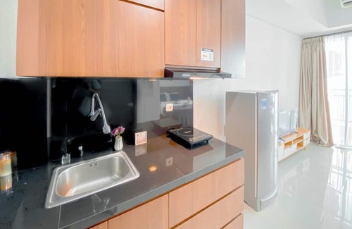 South Tambun Appartement | Strategic And Homey Studio At Lrt City Bekasi Apartment
