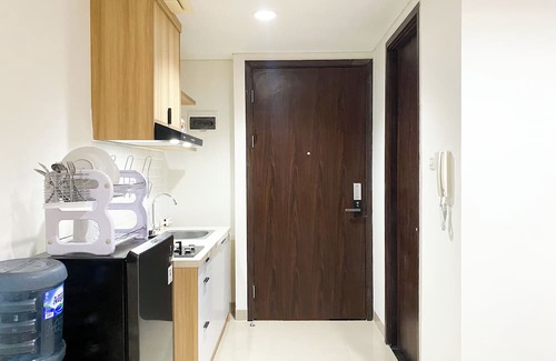 South Tambun Appartement | Simple Studio At Lrt City Bekasi Apartment By Travelio
