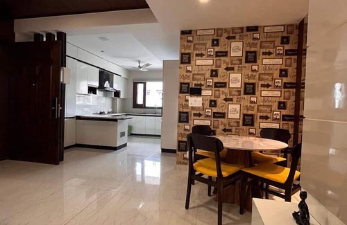 Panchkula Urban Estate Appartement | HomiStay