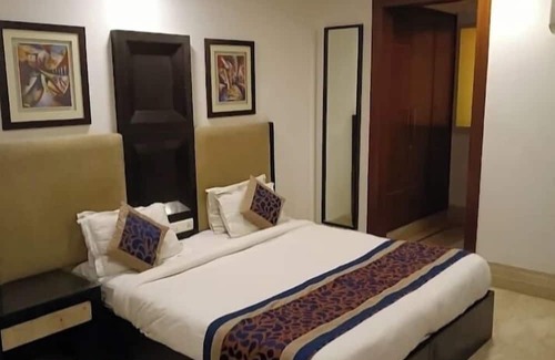 Kailash Colony Maison | Aaron Residency