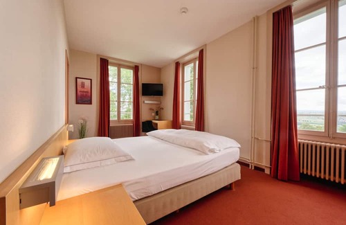 Cossonay Hôtel | Hôtel le Funi