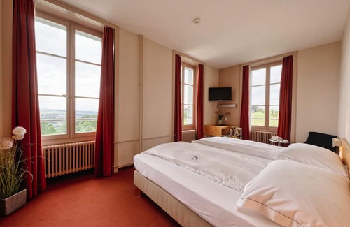 Cossonay Hôtel | Hôtel le Funi