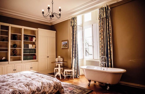 Vallon-sur-Gee Maison | Château de la Grange Moreau