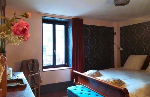 Arleuf Hôtel | Maison p'tite Anne