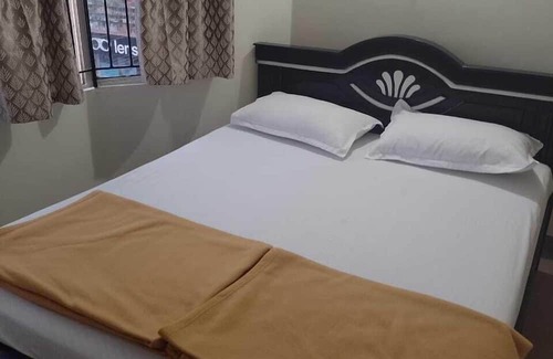 Udupi Cabine | UDUPI YATHRINIVAS