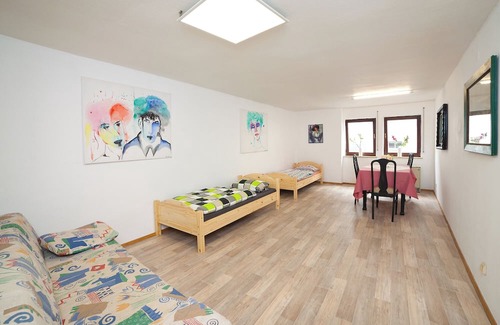 Lauda Maison | Room 'Zimmer 4' with Shared Terrace and Wi-Fi