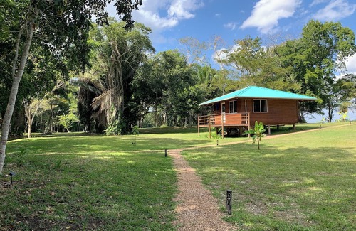 Orange Walk District Cabine | A Cozy cabin along the Rio Bravo River—bird watcher’s paradise with WiFi and AC.
