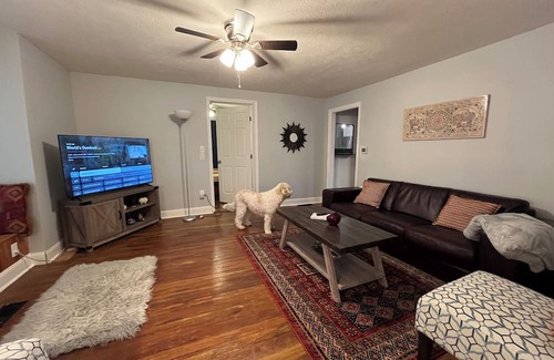 Marysville Autre | The Little Wellness Farm - Charming 3-bedroom farmhouse in lovely Marysville, OH