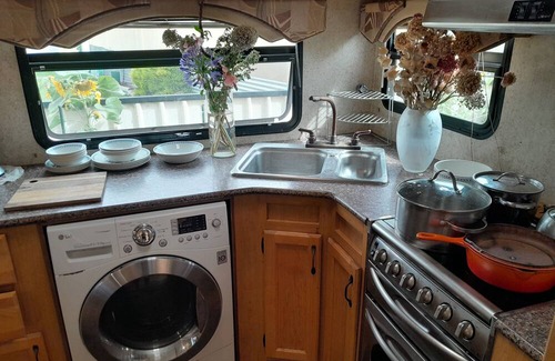 Tatiara Maison | Comfortable caravan [24 m2] Lowest prices in the area Peaceful Amenities nearby.