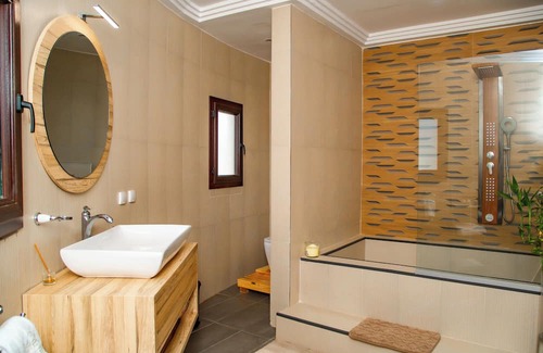 Yamoussoukro Hôtel | Eklôfè Bungalows Hôtel