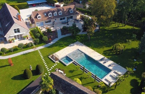 Vulaines-sur-Seine Maison | Gîtes de Charme à Samoreau - Seine bank, Swimming pool, Jacuzzi and Serenity
