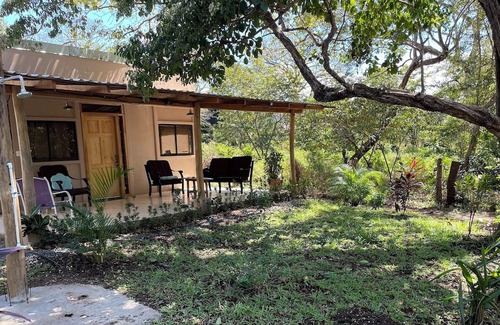Playa Negra Maison | New and charming 2-bedroom house in historic Playa Callejones