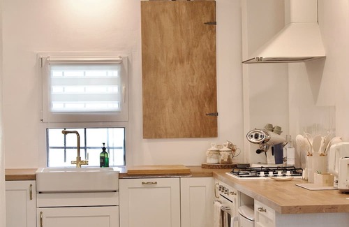 Castelcucco Appartement | Rustic 700'farmhouse strategically located in the Veneto hills, near Asolo, Bassano