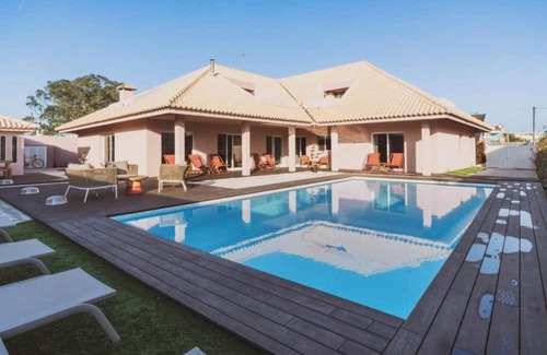 Esmoriz Maison | BeSunny Slowness n' Outdoors - Raposa - Double Room with Private Garden
