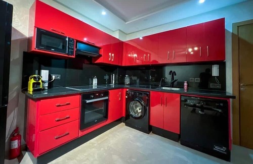 Saada Appartement | Studio with swimming pool and private parking near the Opera House