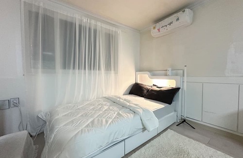 COEX Appartement | Cozy studio with WiFi in central Gangnam, Seoul