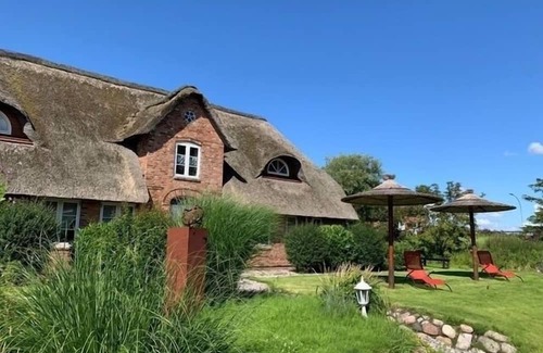 Neugalmsbull Appartement | Vacation apartment/apartment for 3 guests with 75m² in Galmsbüll (270450)