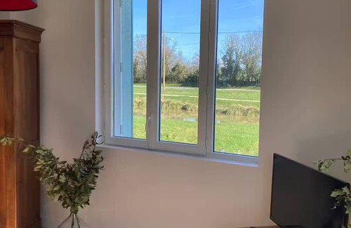 Argent-sur-Sauldre Maison | Canal-side house