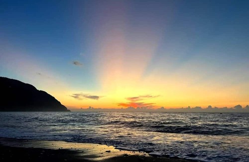 Hualien Maison | Mountain Silhouette Cottage 2 by Tiny Away (山影小屋2)