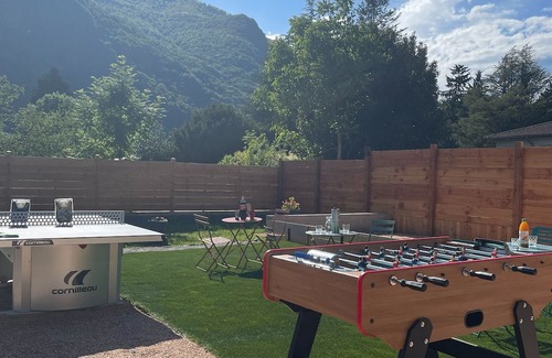 Chaum Maison | Holiday Home 'Momo' with Mountain View, Wi-Fi and Air Conditioning